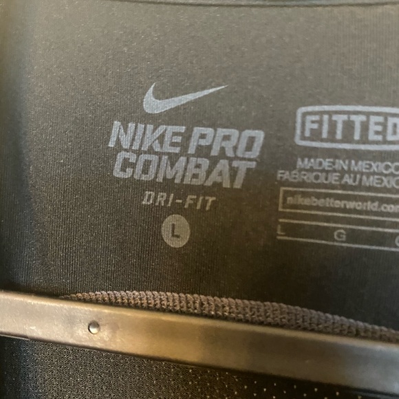 Men’s Nike Pro Combat Dri-Fit Shirt - Picture 3 of 8